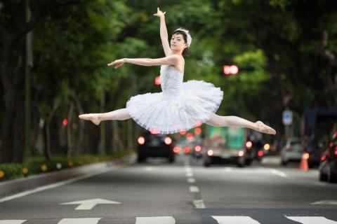 質數影像 - 舞蹈家形象攝影
更多作品請參照:
https://www.behance.net/kiminbrush 質數影像 - 舞蹈家形象攝影
更多作品請參照:
https://www.behance.net/kiminbrush