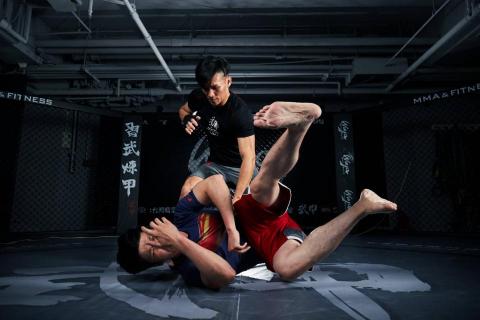 質數影像 - 專業形象攝影 - 武甲
更多作品請參照:
https://www.behance.net/kiminbrush 質數影像 - 專業形象攝影 - 武甲
更多作品請參照:
https://www.behance.net/kiminbrush