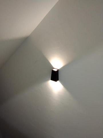 甄盈企業社 - 壁燈安裝