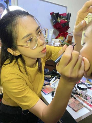 陳欣盈 - 素人改造