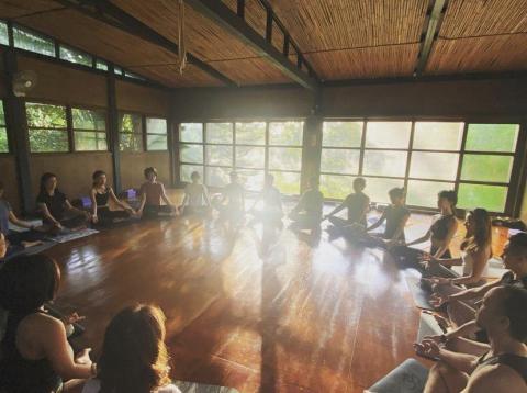 無極瑜珈 Cosmic Yoga  - 