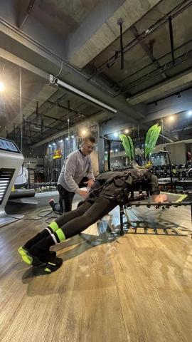 培教練 - EMS可搭配多種訓練方式，可以不搭配重量訓練，降低運動傷害風險