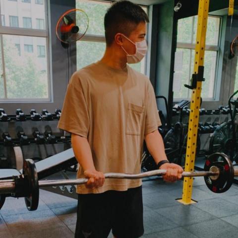 陳建丞 體適能健體空間 - 單關節訓練,會放在多關節訓練之後,平均一堂課約3-5個動作訓練 陳建丞 體適能健體空間 - 單關節訓練,會放在多關節訓練之後,平均一堂課約3-5個動作訓練