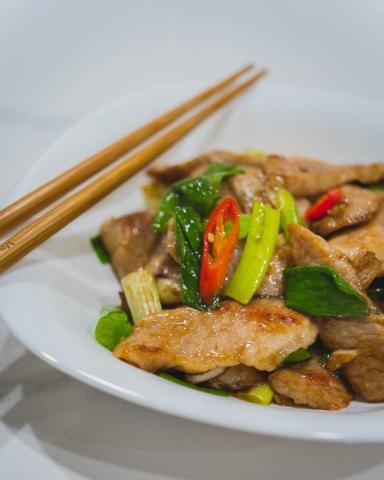 卓怡辰 | Cho - 美食攝影-蔥爆松阪豬