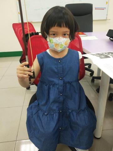 張碩桓 - 小提琴基礎培養