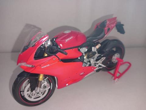 馬特模型代工(請看清自介再來) - 杜卡迪911 亮光