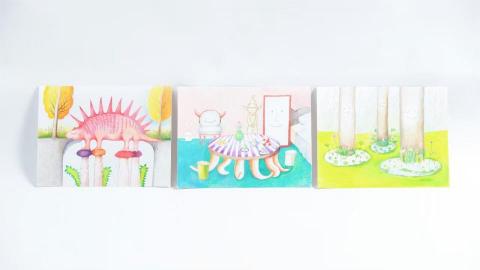 Languorous Fairy | 慵懶精靈小宇宙 - 慵懶精靈們系列部分作品。

在快步調的世界裡，偶爾也需要傾聽內心，在適當的時間裡，當一隻快樂的慵懶精靈。

在想像的世界裡，試著尋找自己想要的雛形。

也可以停下腳步看看周圍的事物，宇宙裡的一切事物，像是每天坐著的沙發，都有存在的價值和意義。

每一個我們都是獨特且珍貴的存在。