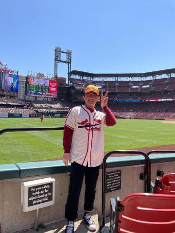 施政維 - 看紅雀隊棒球賽