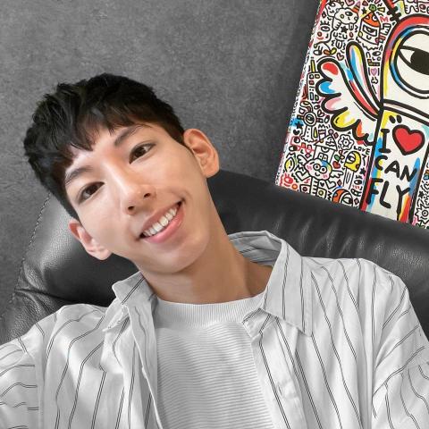 提供edm製作方法服務的專家曾韋翔