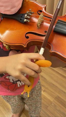 吳若瑜 - 使用握弓器，讓學生學會正確握弓方法