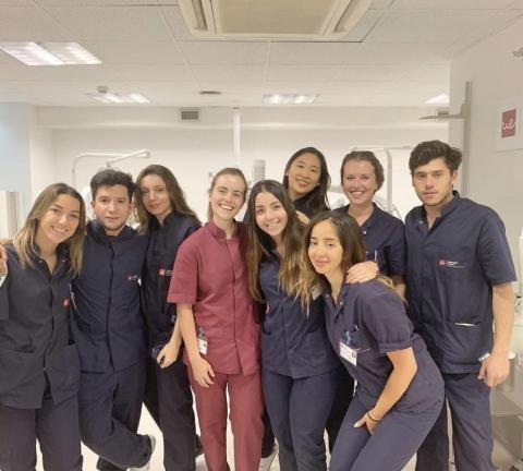 C.español 西班牙文團隊 - 在歐洲診所當牙醫