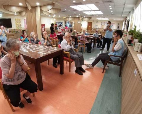 提供排球服務的專家小玉老師