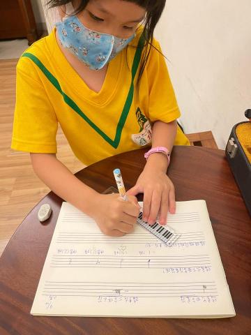 吳若瑜 - 除了學習樂器，也要學習樂理知識呦！
