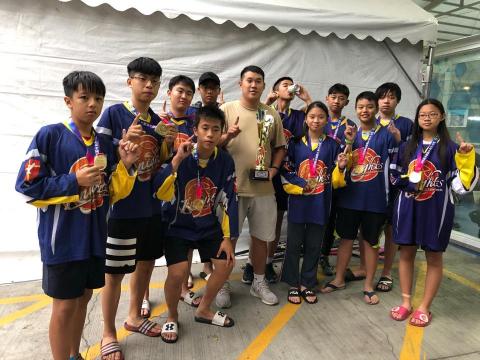 祝鼎倫 - 全國直排輪曲棍球 國中組 冠軍教練