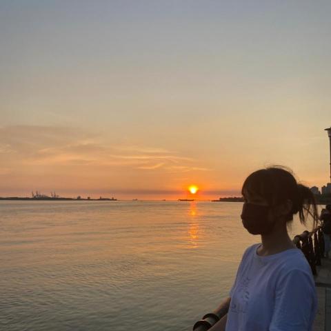 提供孫盛希服務的專家李羿萱