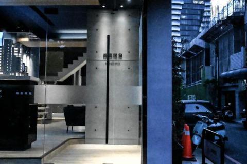 觀灰塗裝清水模工程行 - 