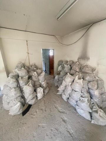 安潔工程行（拆除承包） - 8/29。新莊退料