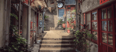 星 - 照片設計風格
使用拍照的照片透過電腦特效改為手繪風格
運用濾鏡和特效搭配GIF方式
製作為動態Banner，亦可改為其他尺寸