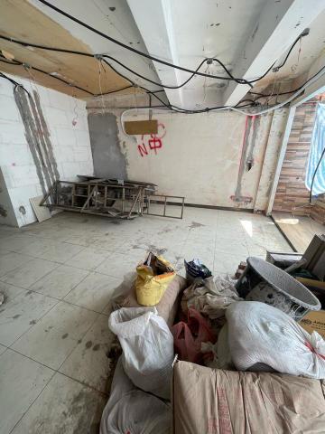 安潔工程行（拆除承包） - 8/27。汐止退料