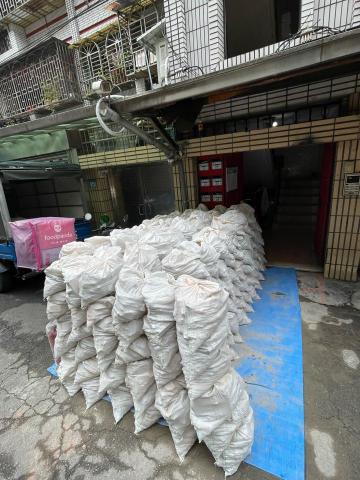 安潔工程行（拆除承包） - 9/6。新店支援拆除退料