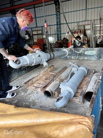 黑豹貨運公司 - 