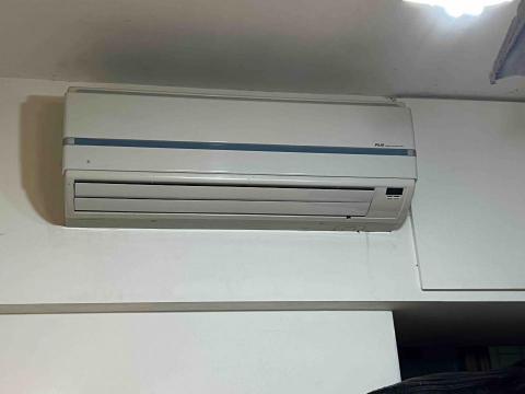 提供apple換電池價錢服務的專家吳穎翔