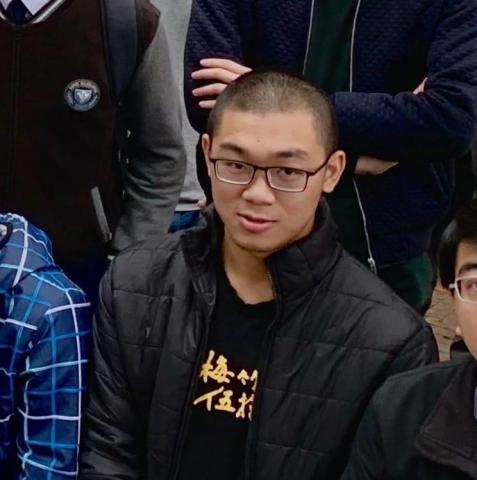 翁瑋辰 - 梅竹賽選手服