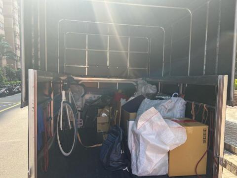 大叔阿漢貨運行 - 自助搬家，汐止➡️信義區