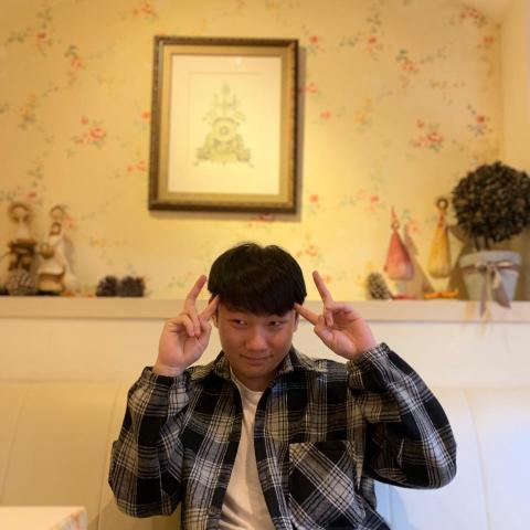 提供123心算服務的專家何科諺