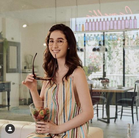 LC Yen Studio - JINS 眼鏡平面拍攝 服裝設計製作。 LC Yen Studio - JINS 眼鏡平面拍攝 服裝設計製作。