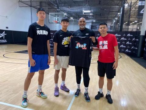 籃球訓練與分析 - 帶HBL球員赴美與三屆NBA冠軍教練訓練