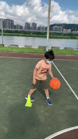 紘瑋籃球教室 - 