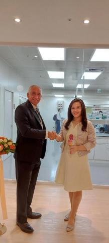 中英雙語主持司儀 吳宛芸Kathy Wu - Invitrx 再生醫學論壇中英主持 中英雙語主持司儀 吳宛芸Kathy Wu - Invitrx 再生醫學論壇中英主持