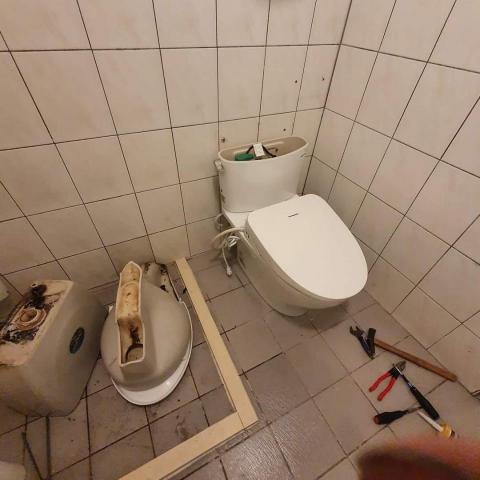 家幸 - 馬桶安裝