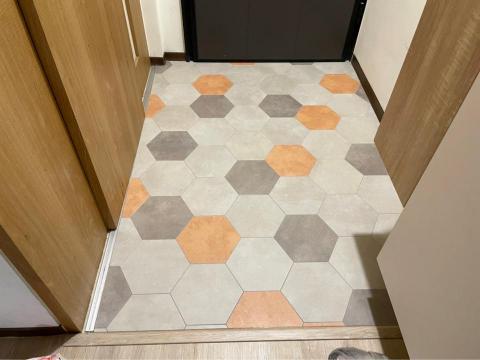 聖辰地板設計(塑膠地板代工達人賴桑) -  聖辰地板設計(塑膠地板代工達人賴桑) -