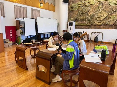 王晶 - 高中國樂社團指導