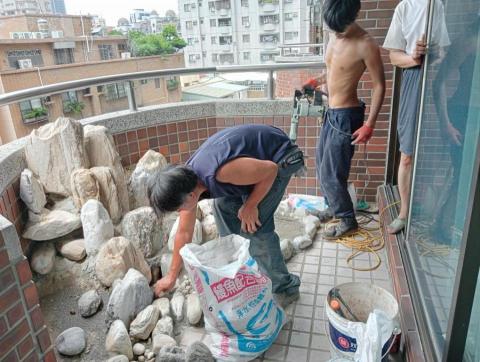 鴻升工程 - 泰成街住宅陽台花圃拆除 鴻升工程 - 泰成街住宅陽台花圃拆除