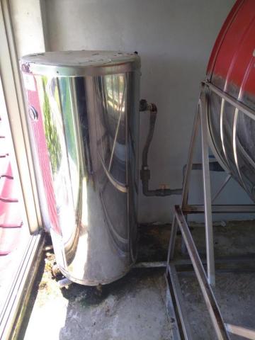 泰樂清洗家 - 清洗儲熱式熱水器