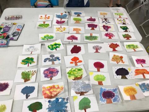 黃綉媚 - 111年雲林縣元長鄉營隊 學生作品-四季樹