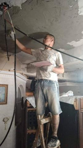 防水，抓漏，拆除 - 鋼筋外漏