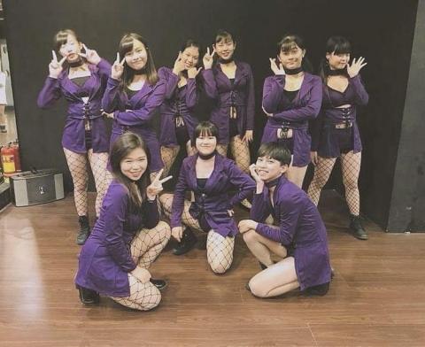 舞蹈教學（MV舞/街舞/編舞） -  徵選上mix冬季女子組
此時的舞是female jazz 風 影片有附上連結