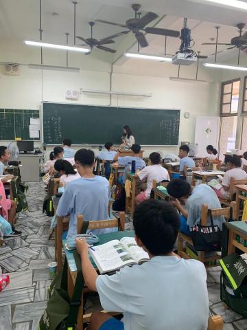 林佩儀 - 有在校任職之經驗