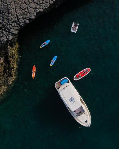 彥宏 - AJH遊艇宣傳照