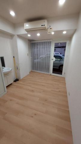 璟榮/ 窗簾 | 壁紙 | 地板 | 建築貼膜 | - 窗簾壁紙地板 璟榮/ 窗簾 | 壁紙 | 地板 | 建築貼膜 | - 窗簾壁紙地板