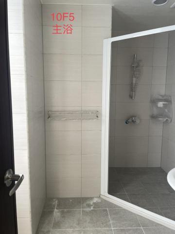 尚鋐水電工程行 - 新建場。衛浴配件安裝（毛巾桿、淋浴、三角架）