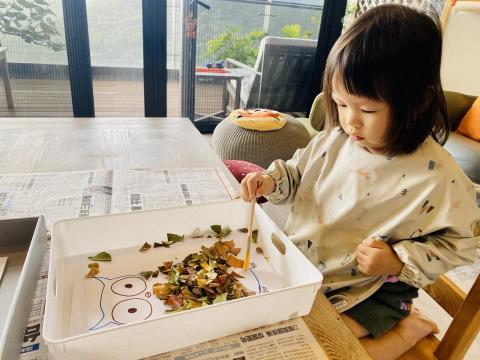 Pei Ling Ho｜兒童藝術啟發老師 - 