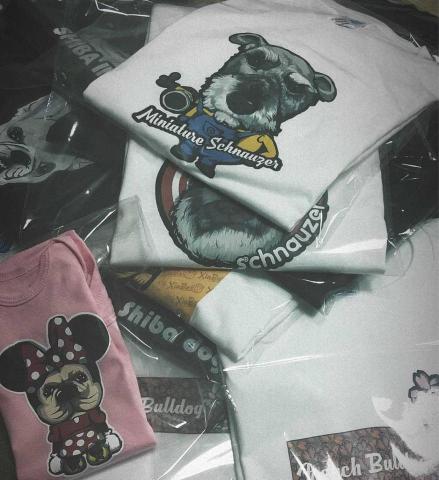 黃奕清 - 服裝插畫圖案設計