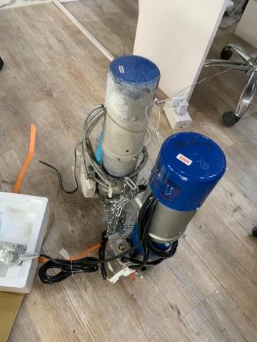 宇稅有限公司鐵捲門24小時維修安裝 - 