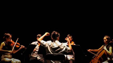 呂莛 - 工作劇照