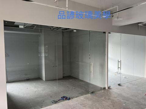 品諺玻璃美學 - 辦公室強化玻璃隔間
